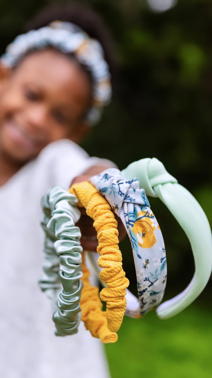 Mommy & Me Holiday Headband Making Workshop - November, 24 2024