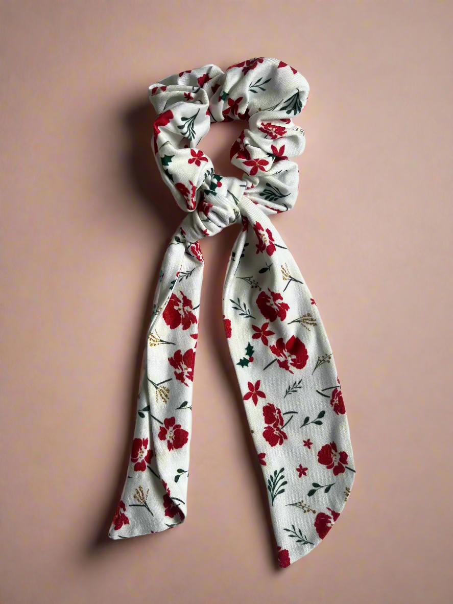 JJ Paperie & Co Holiday Scrunchie Cute